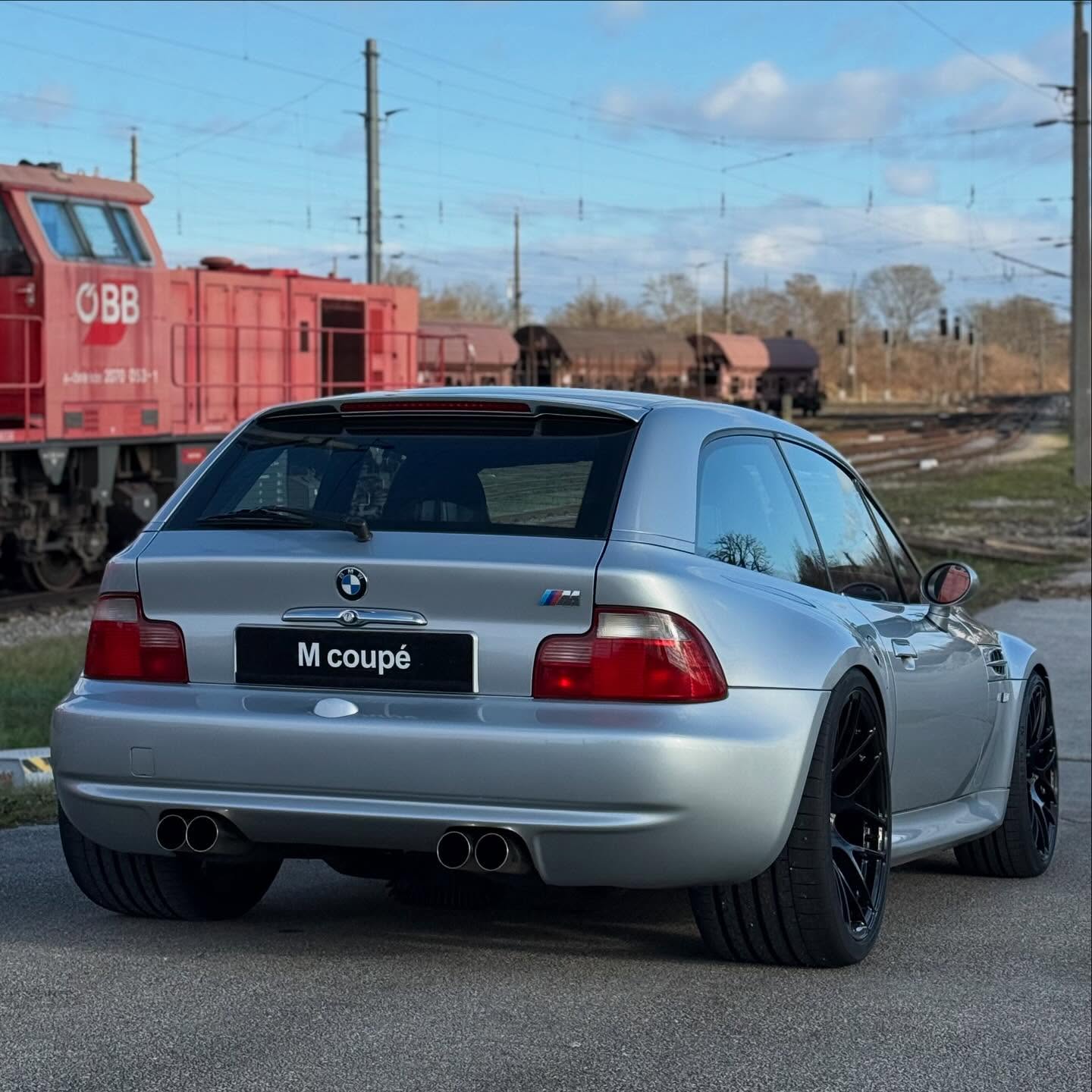 Z3M Ramair Vent to Bumper Exhaust Side